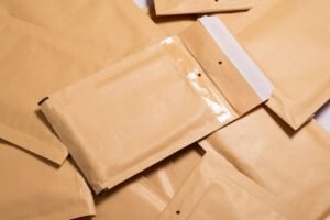 How to Choose Bubble Mailers for E-commerce Shipping